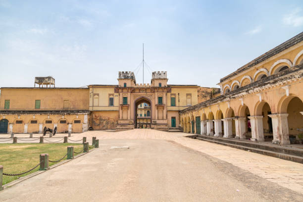 Top 10 Tourist Places in Varanasi Ramnagar 