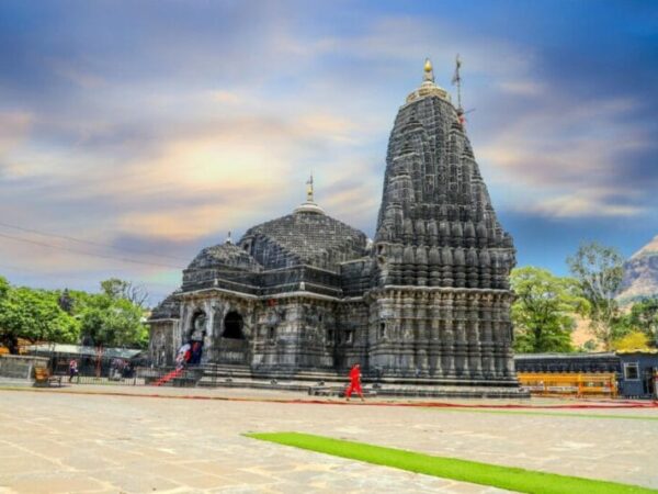 Complete Maharashtra 3 Jyotirlinga Tour Package with Root Indians