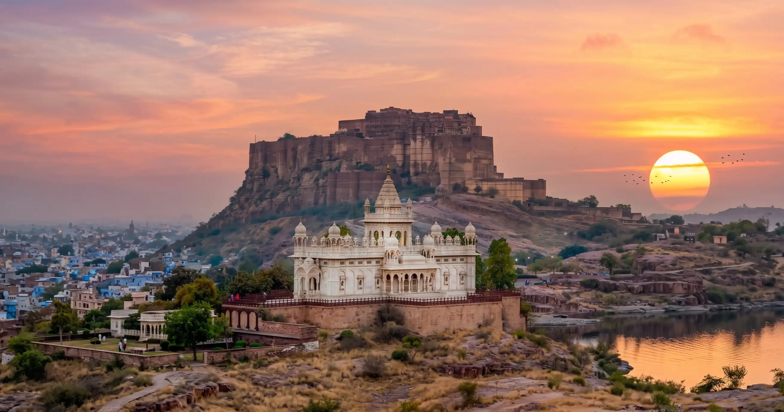 Mehrangarh Fort above the blue houses of Jodhpur old city — Root Indians Jodhpur travel guide
